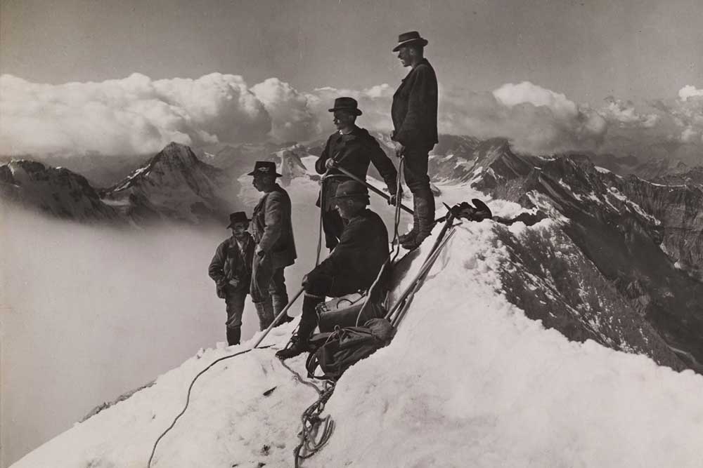 تاریخچه کوهنوردی